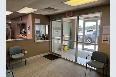 997 N Main St, South Strabane, PA 15301 - Photo 4