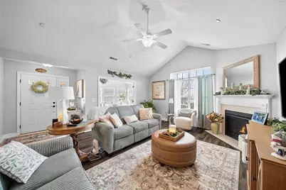 307 Spring Valley Drive, Jackson Township, PA 16063 - Photo 6