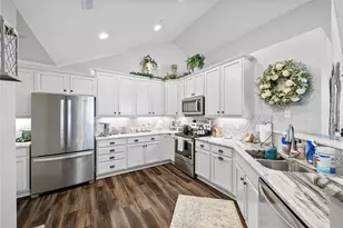 307 Spring Valley Dr, Jackson Township, PA 16063 - Photo 18