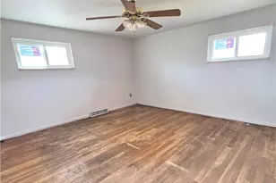 599 Western Ave, Chartiers, PA 15317 - Photo 10