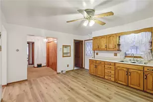1111 Crowe St, Shenango Township, PA 16101 - Photo 10