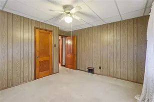 1111 Crowe St, Shenango Township, PA 16101 - Photo 22