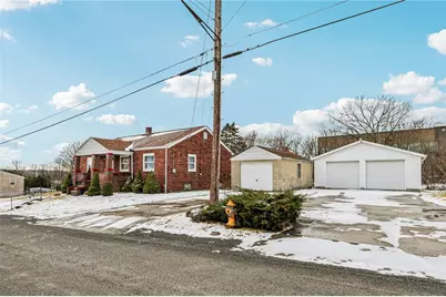 1111 Crowe Street, Shenango Township, PA 16101 - Photo 2