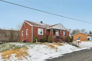 1111 Crowe St, Shenango Township, PA 16101 - Photo 4