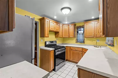 50 Sunrise Dr, Pittsburgh, PA 15236 - Photo 14