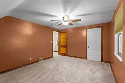 50 Sunrise Dr, Pittsburgh, PA 15236 - Photo 20