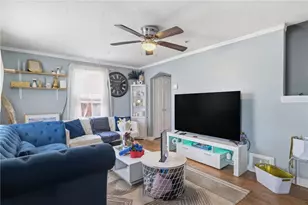 4362 Coleridge St, Pittsburgh, PA 15201 - Photo 6