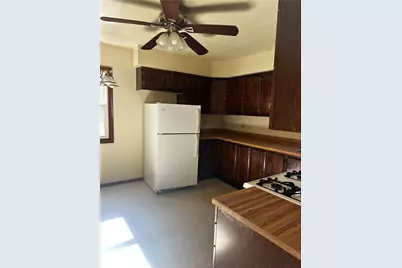 2179 Woodbine Dr, Hermitage, PA 16148 - Photo 10
