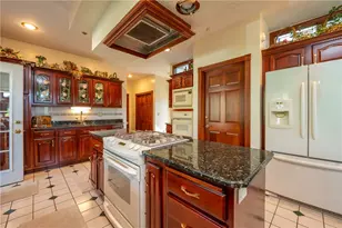 3001 Stoupas Dr, Unity Township, PA 15601 - Photo 6