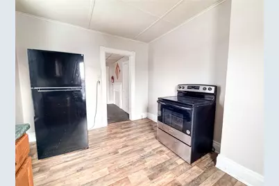 219 13th St #2, Beaver Falls, PA 15010 - Photo 10