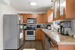 408 Gilmore Ave, Trafford, PA 15085 - Photo 10