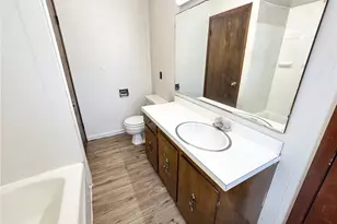 329 Park Ave, New Castle, PA 16101 - Photo 12