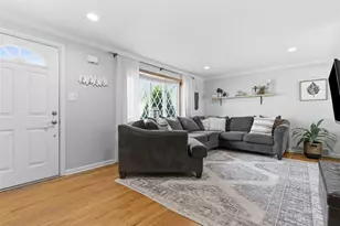 301 Amity Rd, Ross Twp, PA 15116 - Photo 2