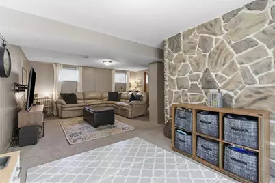 301 Amity Rd, Glenshaw, PA 15116 - Photo 18