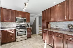 301 Amity Rd, Ross Twp, PA 15116 - Photo 8