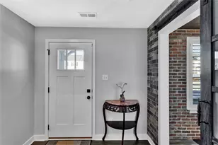 608 Amarth Ln, Cranberry Township, PA 16066 - Photo 4