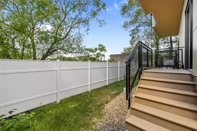 4826 Chatsworth Ave, Pittsburgh, PA 15207 - Photo 10