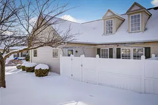 3503 Warwick Ct, Moon/Crescent Twp, PA 15108 - Photo 6