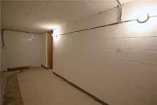 172 Maryal Dr, Pittsburgh, PA 15236 - Photo 24