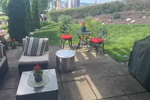 15 Bailey Park Ln, Pittsburgh, PA 15210 - Photo 44