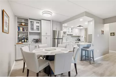 5600 Munhall Rd #501, Pittsburgh, PA 15217 - Photo 12