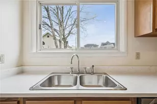 407 Walnut St, Latrobe, PA 15650 - Photo 10