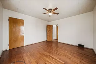 407 Walnut St, Latrobe, PA 15650 - Photo 18