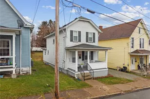 414 Guy St, Jeannette, PA 15644 - Photo 22