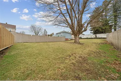 414 Guy St, Jeannette, PA 15644 - Photo 26