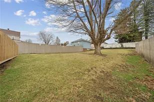 414 Guy St, Jeannette, PA 15644 - Photo 26