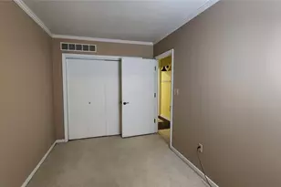 228 S Main St, Butler, PA 16001 - Photo 10