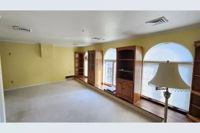 228 S Main St, Butler, PA 16001 - Photo 8