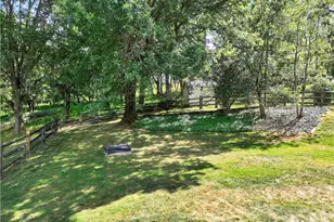 269 Kinvara Dr, Ross Twp, PA 15237 - Photo 4