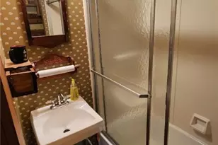 209 W Diamond St, Butler, PA 16001 - Photo 16