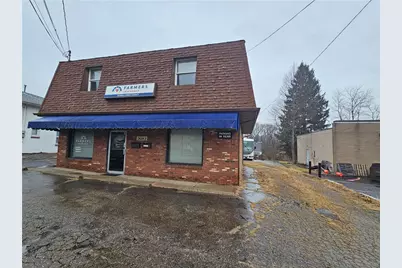 3083 Leechburg Rd, Lower Burrell, PA 15068 - Photo 2