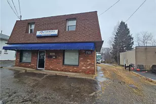 3083 Leechburg Rd, Lower Burrell, PA 15068 - Photo 2