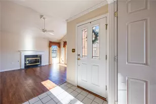 6356 Jefferson Pointe Cir, Jefferson Hills, PA 15025 - Photo 4