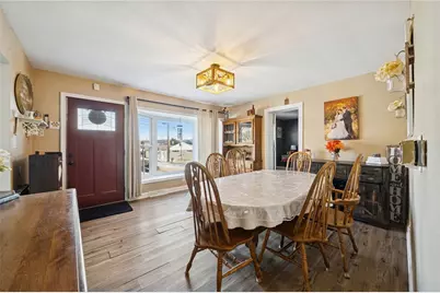 203 Kingston Dr, Wilkins Township, PA 15235 - Photo 2
