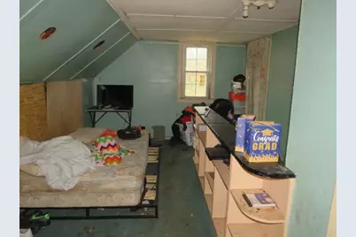 2145 Village Dr, Pittsburgh, PA 15221 - Photo 22