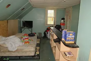 2145 Village Dr, Pittsburgh, PA 15221 - Photo 22