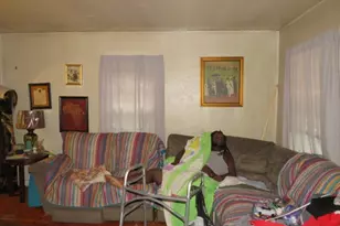2145 Village Dr, Pittsburgh, PA 15221 - Photo 2