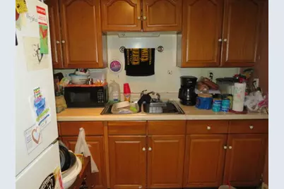 2145 Village Dr, Pittsburgh, PA 15221 - Photo 6
