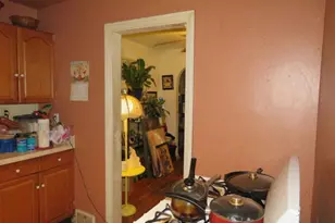 2145 Village Dr, Pittsburgh, PA 15221 - Photo 10