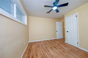 11 Brook St, Coraopolis, PA 15108 - Photo 14