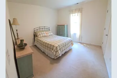 1 Coraopolis Rd #203, Kennedy Township, PA 15108 - Photo 14