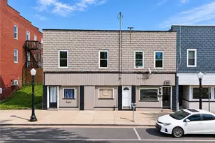 221 5th St, Ellwood City, PA 16117 - Photo 1
