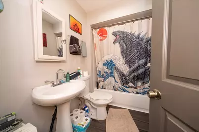 221 5th St, Ellwood City, PA 16117 - Photo 8