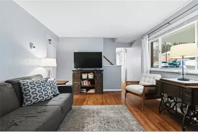 870 Middle Rd, Baldwin Twp, PA 15234 - Photo 4