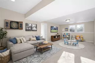 118 Vista Dr, Cecil, PA 15317 - Photo 18