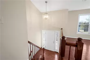 118 Vista Dr, Cecil, PA 15317 - Photo 2